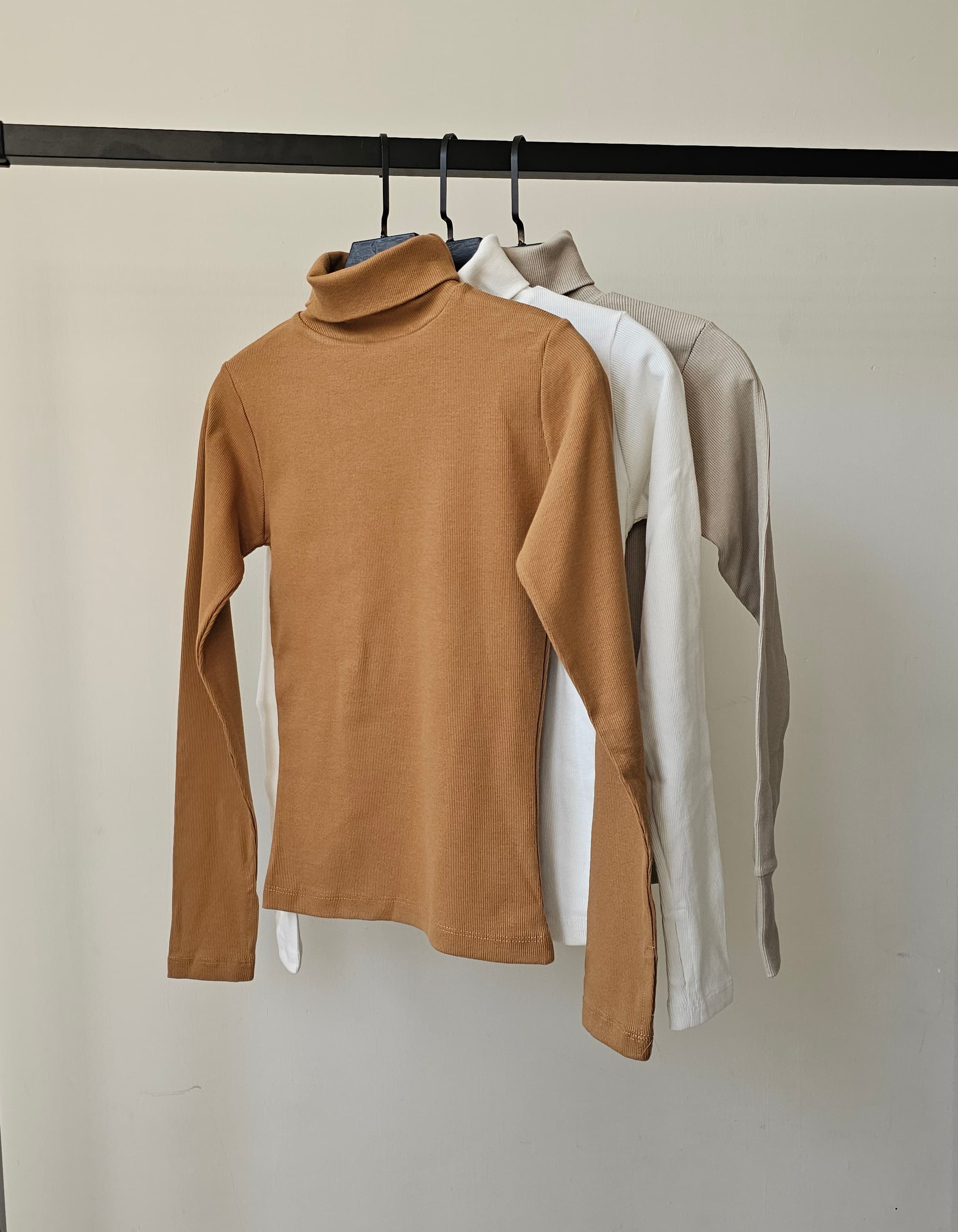 بلوز یقه اسکی پنبه زنانه کد ۱۳۱