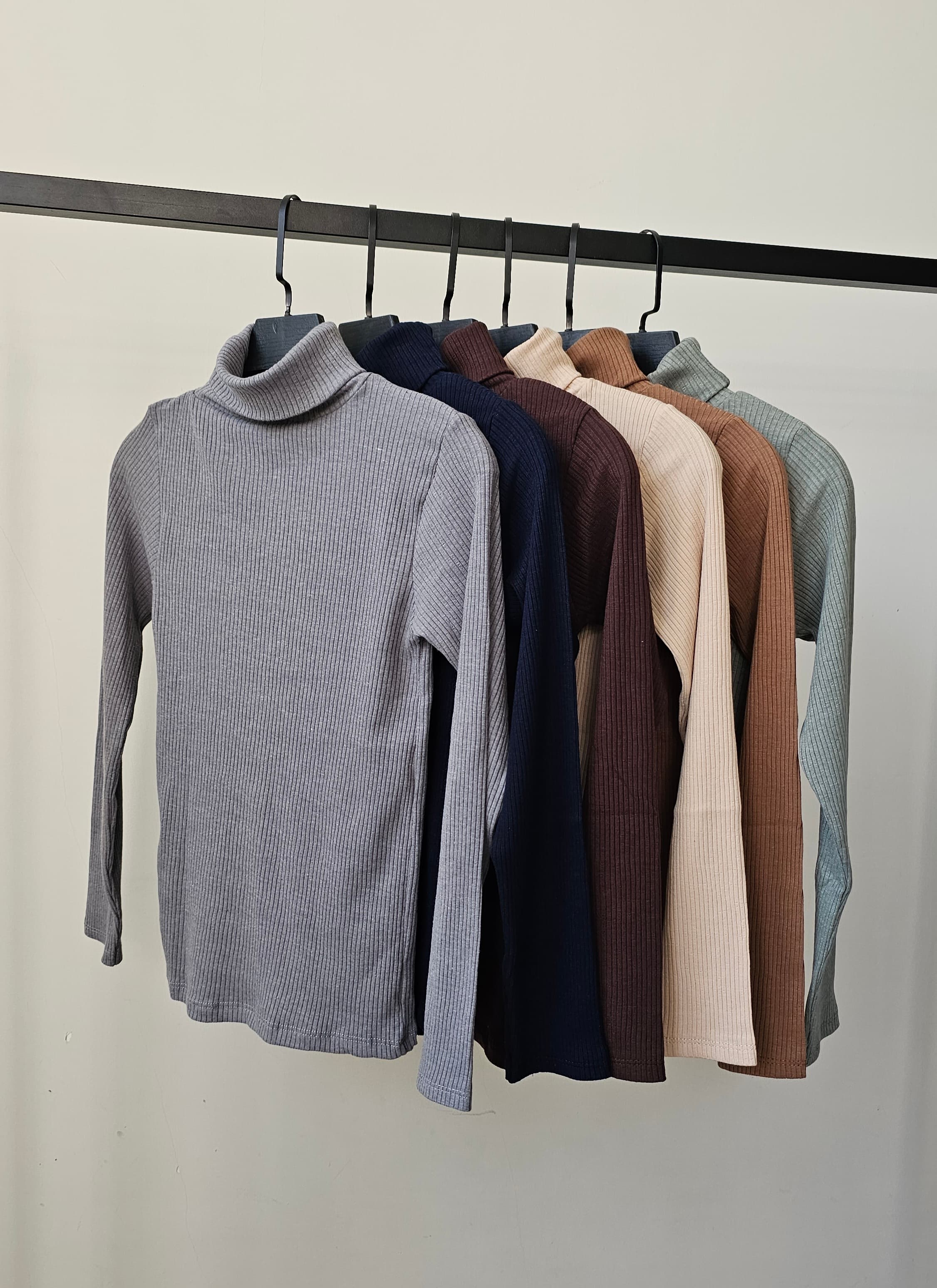 بلوز یقه اسکی کبریتی پنبه زنانه کد ۱۴۲