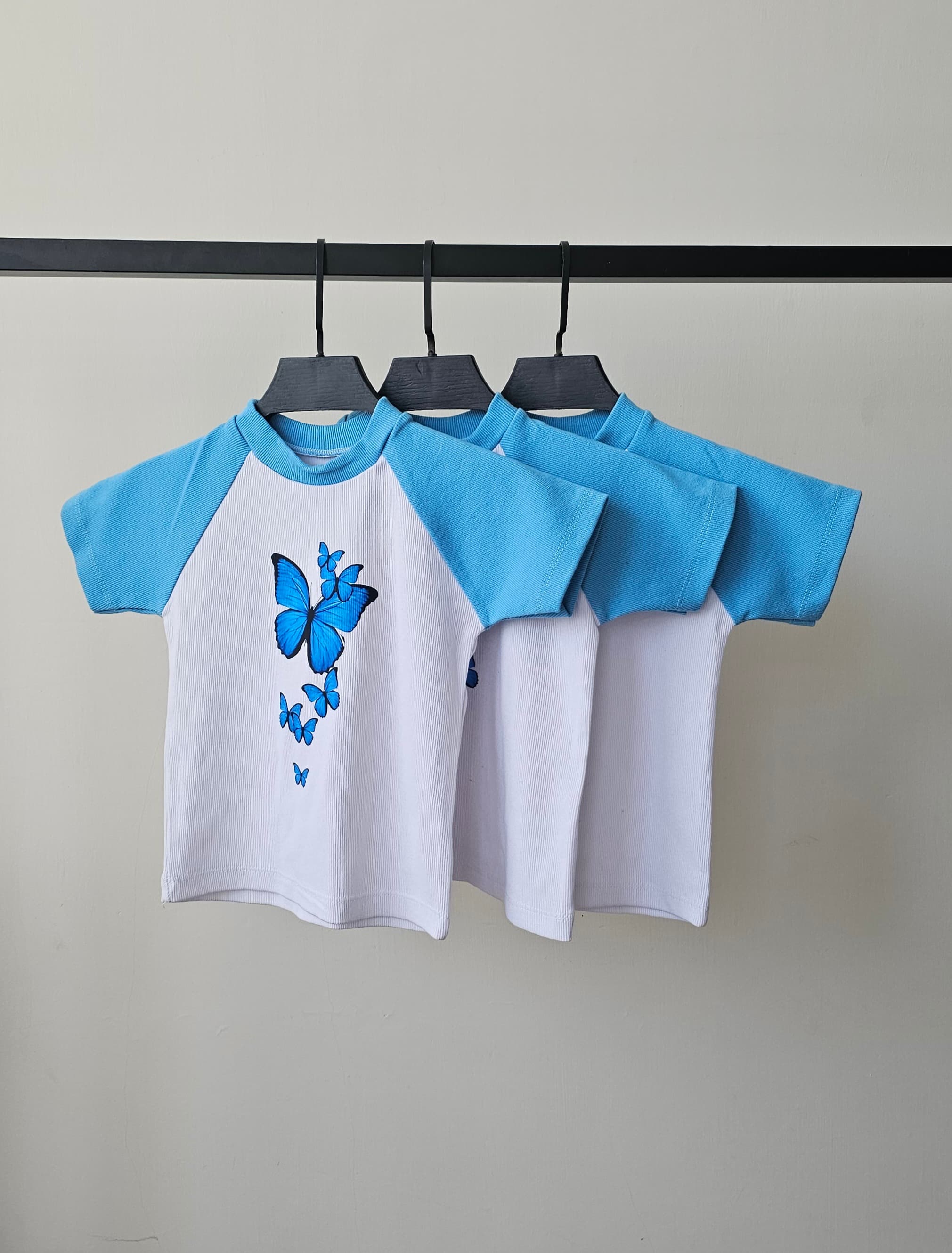 کراپ فانتزی زنانه مدل پروانه آبی کد ۰۸۵